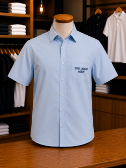 Camisa Masculina Manga curta Oxford Azul Claro com Bordado