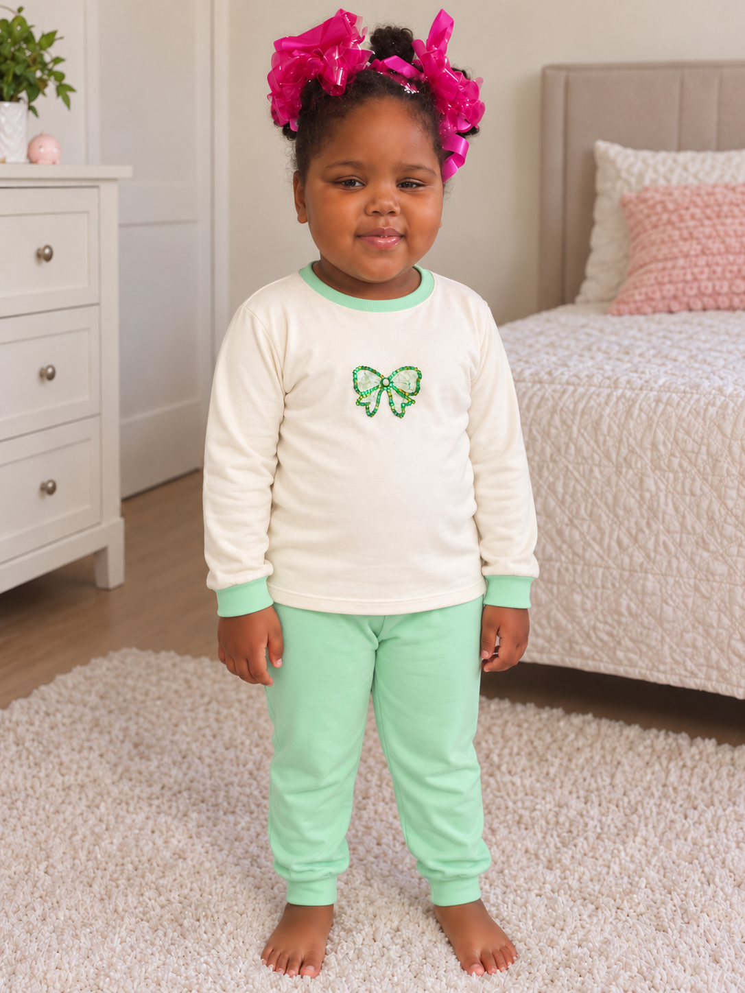 Pijama longo para meninas, Creme e verde menta - laço, vista A