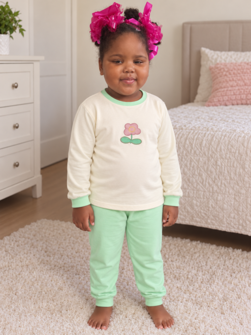 Pijama longo para meninas, Creme e verde menta - flor rosa, vista A